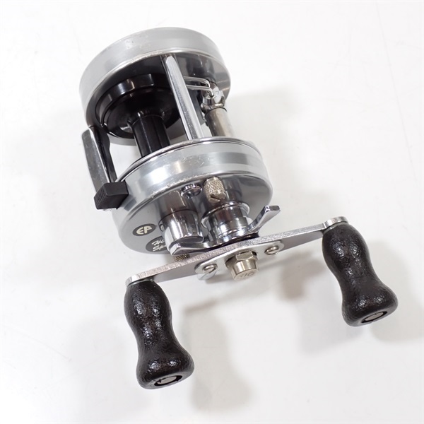 アンバサダー２５００Ｃ右２４０１